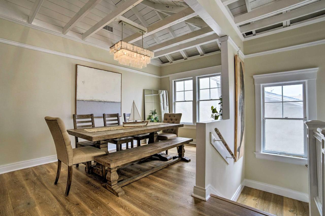 Charming Renovated Avalon Townhome, Walk To Beach! 외부 사진