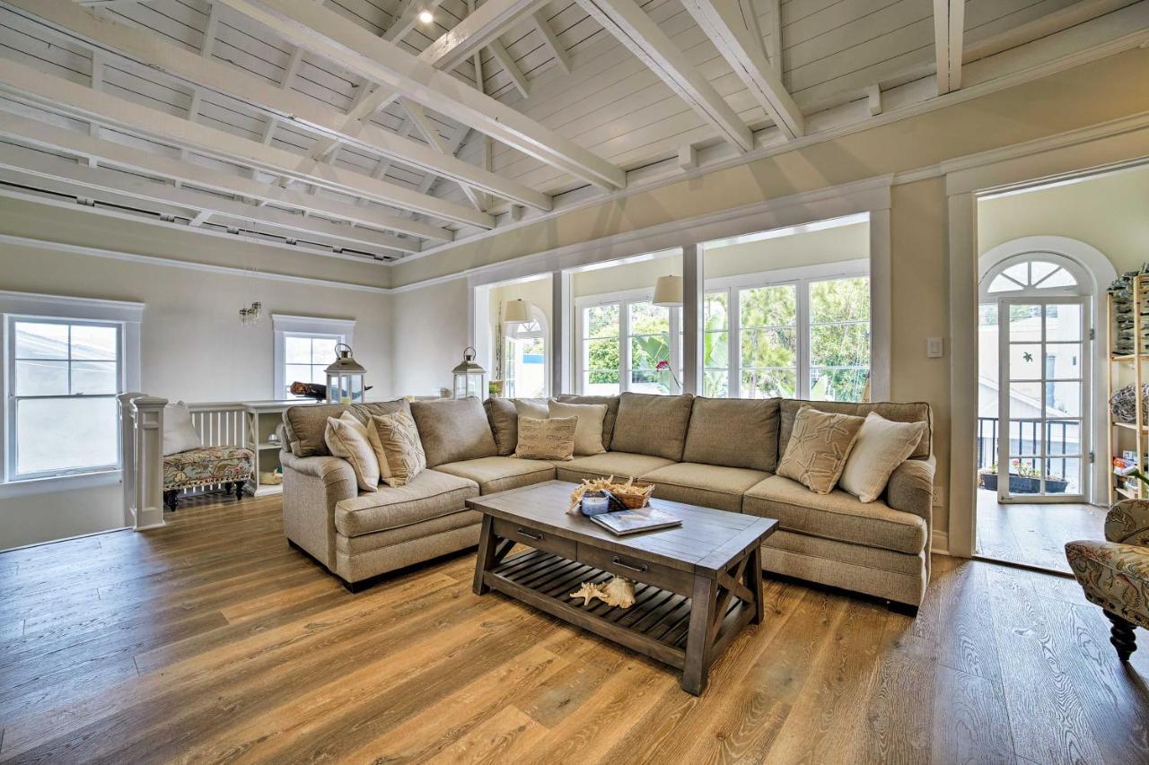 Charming Renovated Avalon Townhome, Walk To Beach! 외부 사진
