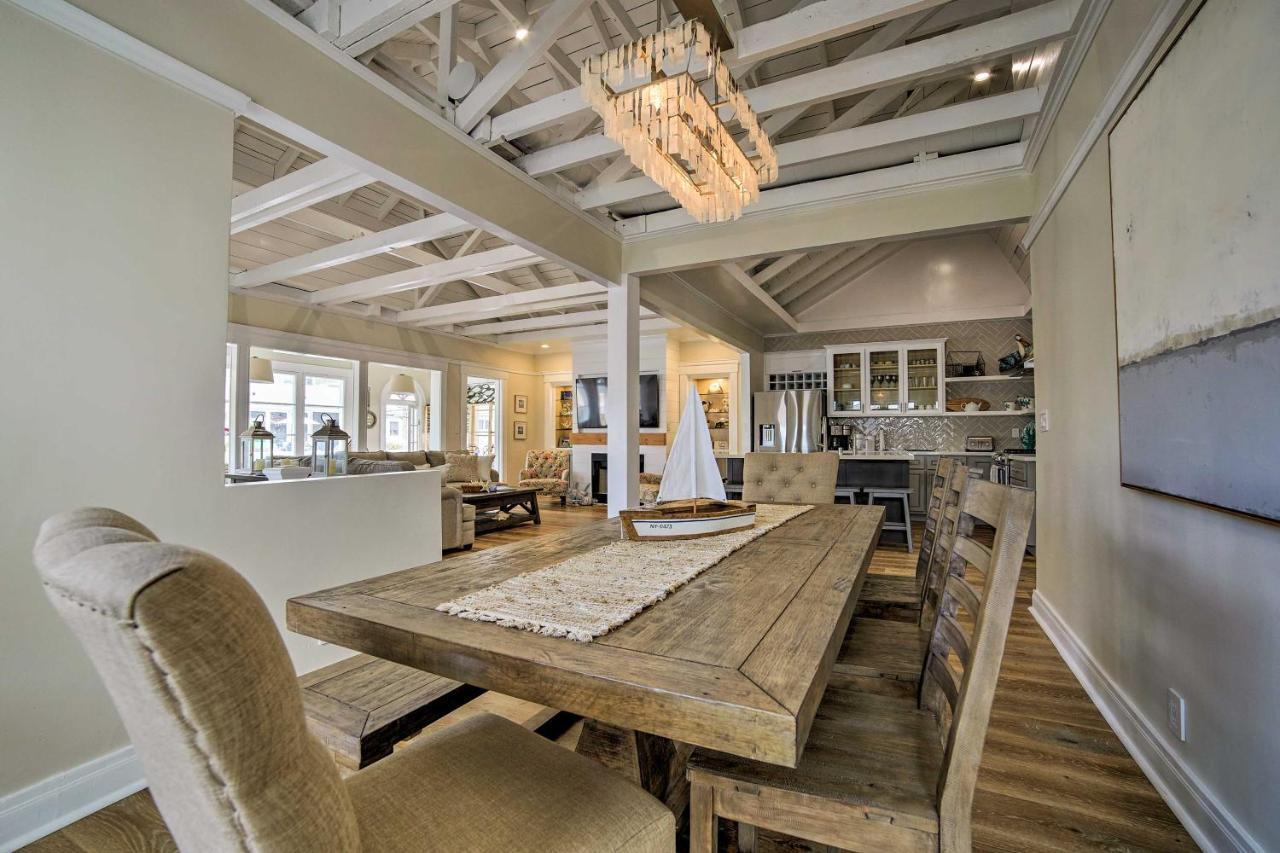 Charming Renovated Avalon Townhome, Walk To Beach! 외부 사진