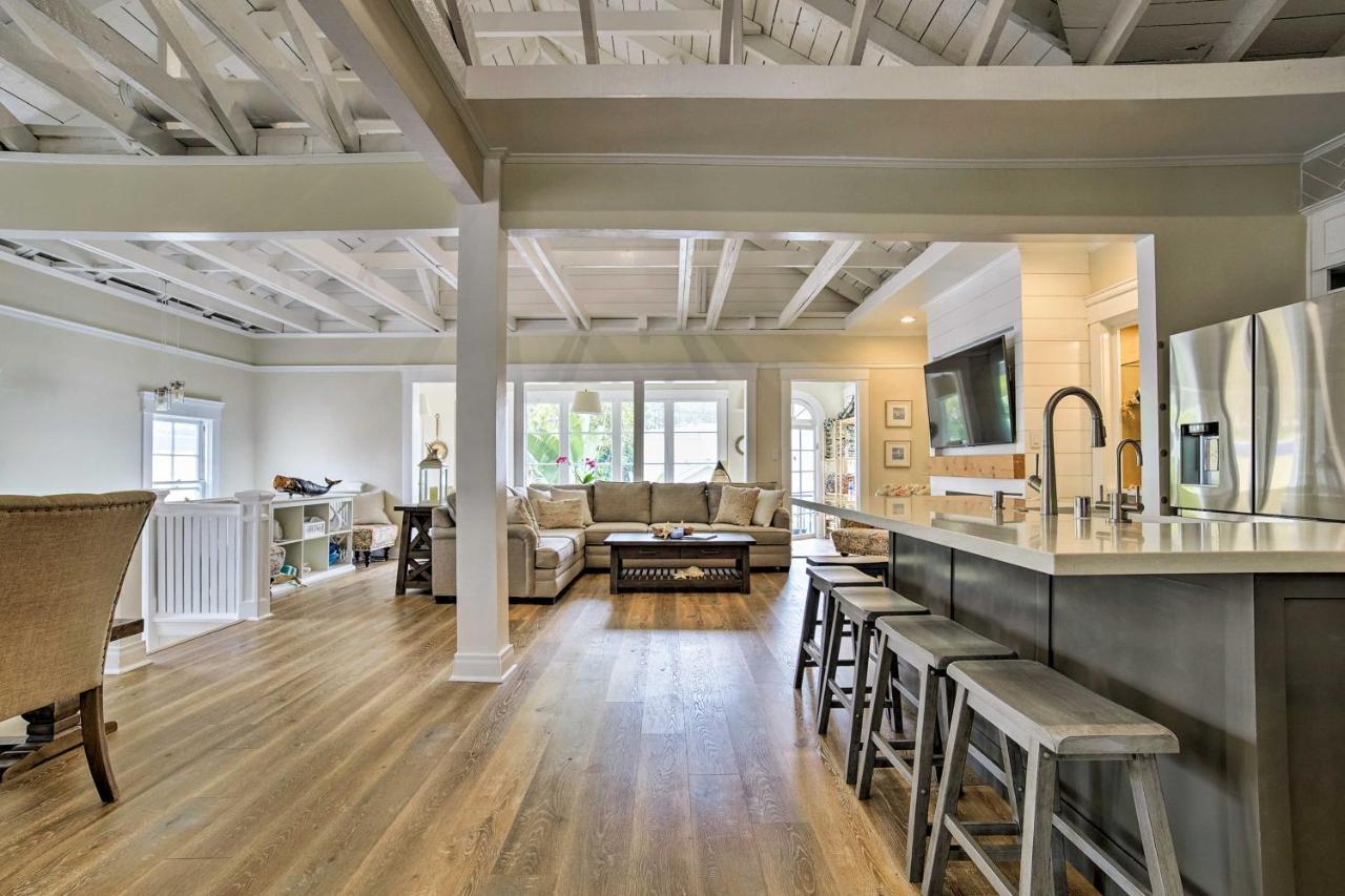 Charming Renovated Avalon Townhome, Walk To Beach! 외부 사진