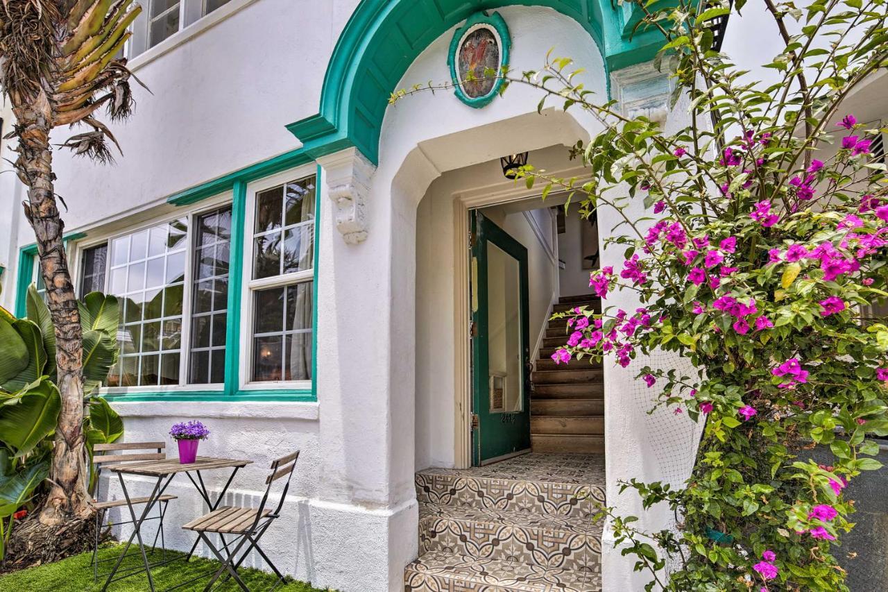 Charming Renovated Avalon Townhome, Walk To Beach! 외부 사진