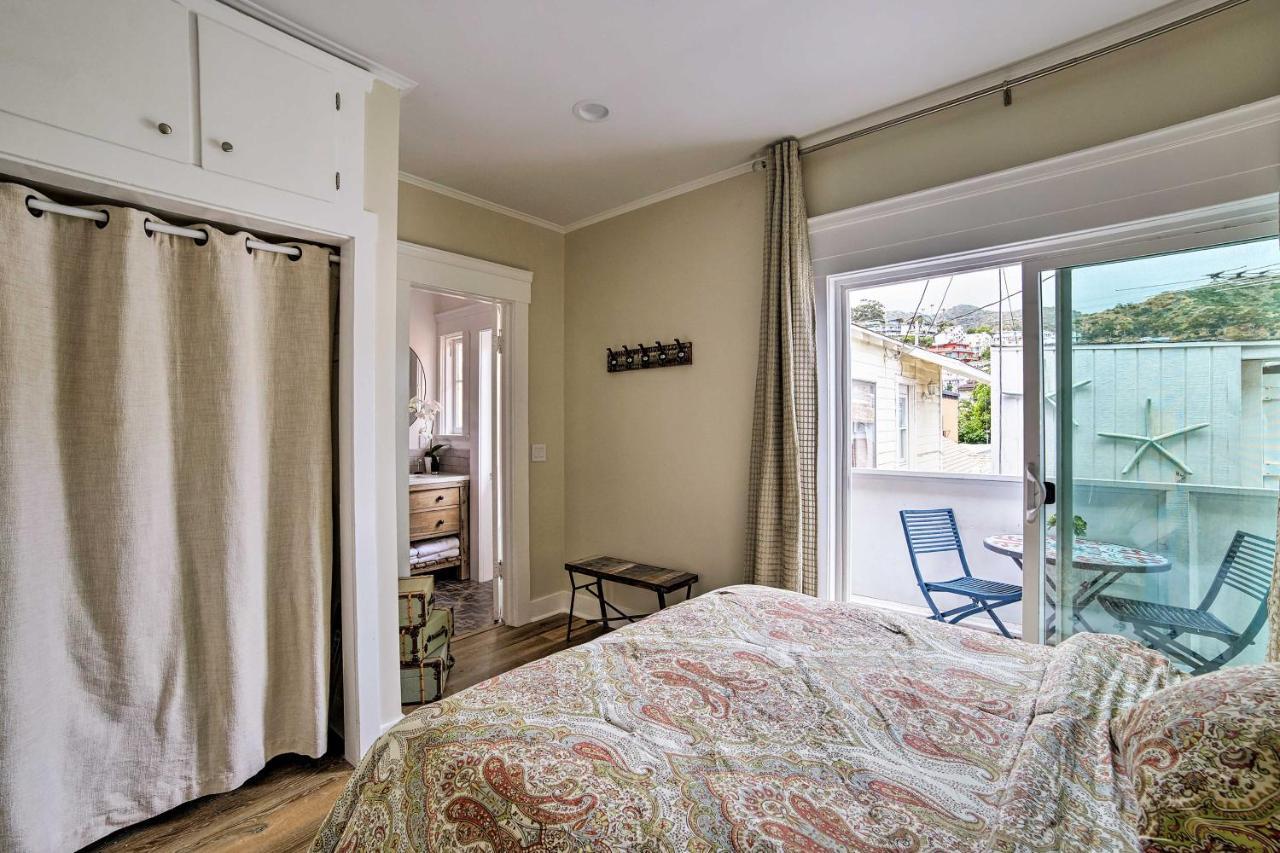 Charming Renovated Avalon Townhome, Walk To Beach! 외부 사진