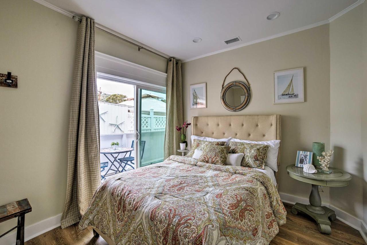 Charming Renovated Avalon Townhome, Walk To Beach! 외부 사진