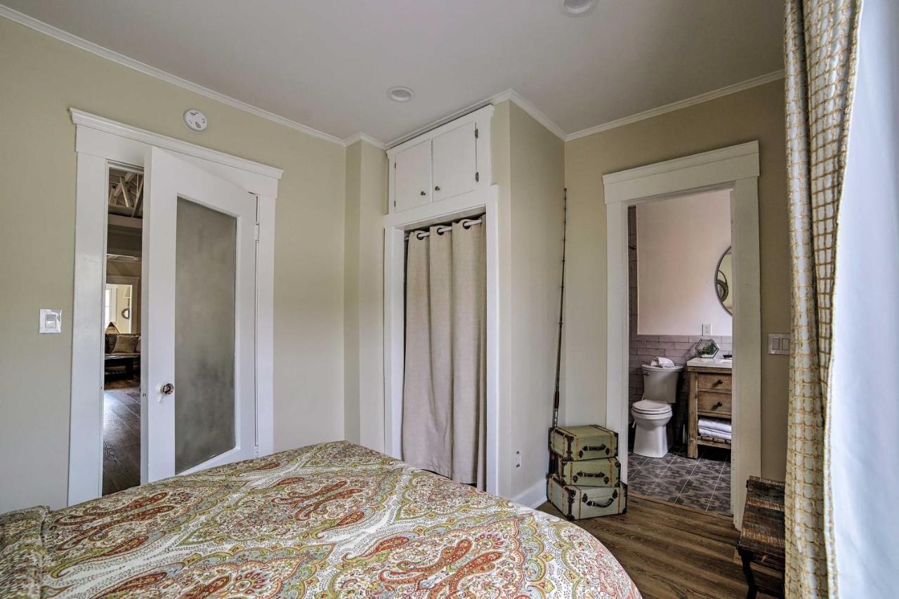 Charming Renovated Avalon Townhome, Walk To Beach! 외부 사진